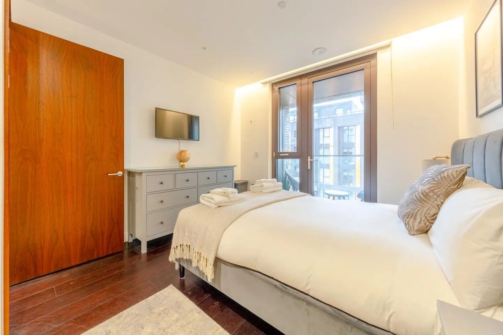 undefined Stylish 1 Bedroom Flat in Nine Elms 3