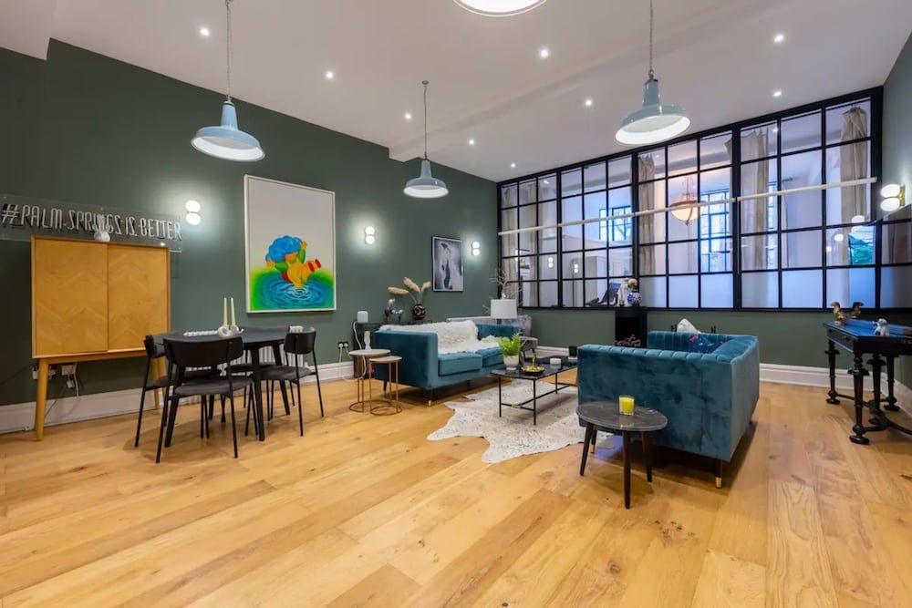 undefined Bright and Stylish 2 Bedroom Flat in Chiswick 3