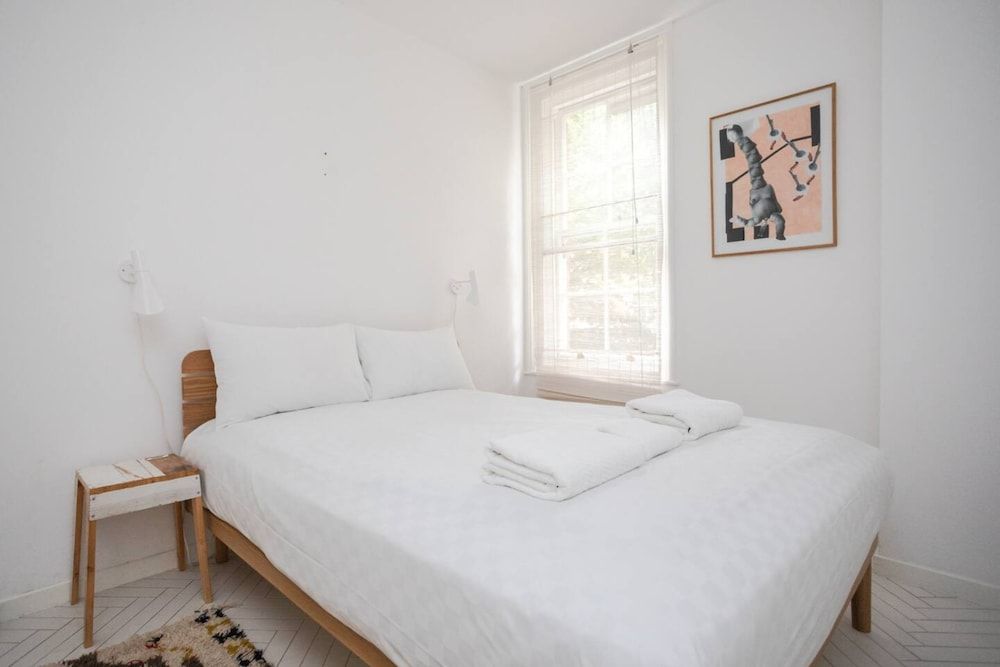 undefined Stylish and Unique 1 Bedroom Flat in Shoreditch 5