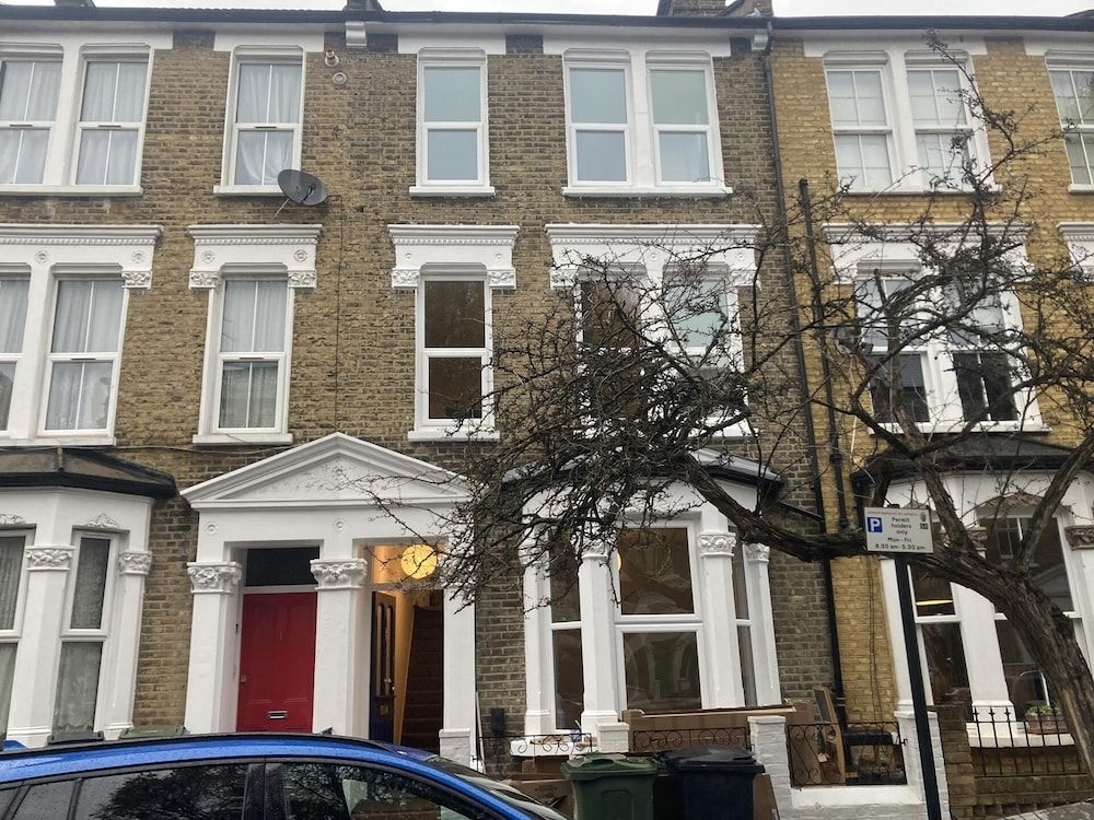 undefined The Dimmer. 2 Bedroom Apartment 2