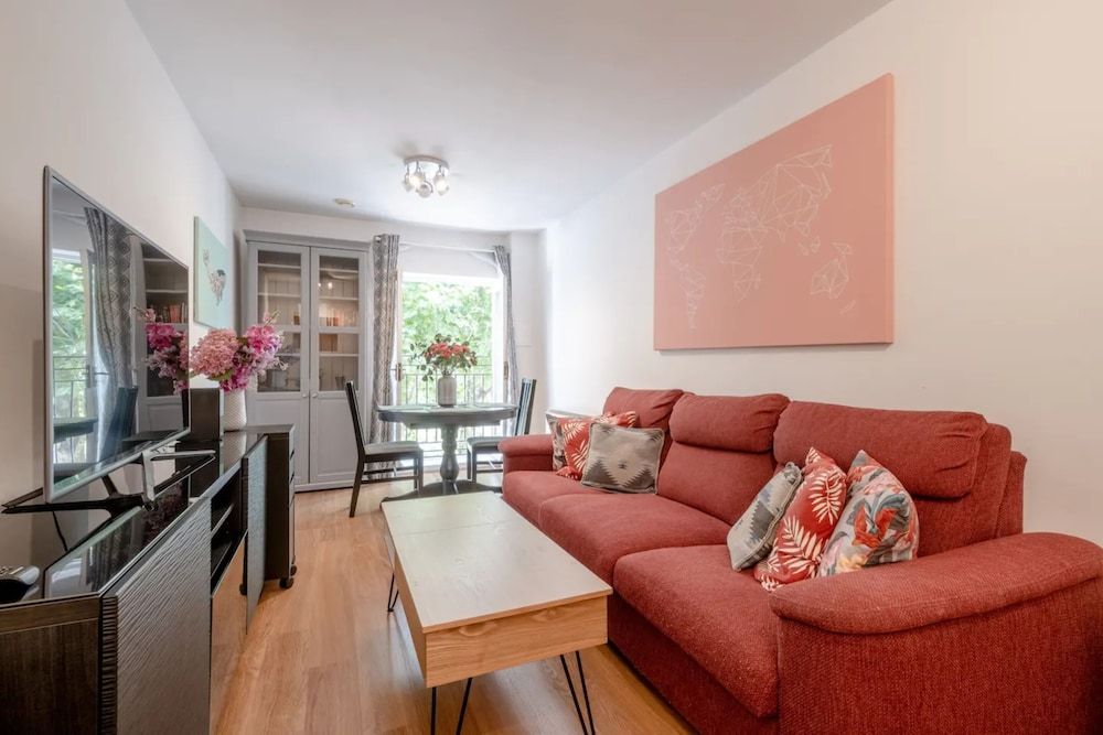 Bright 1 Bedroom Flat in Kensington Olympia Basic Apartment, 1 Queen Bed 21