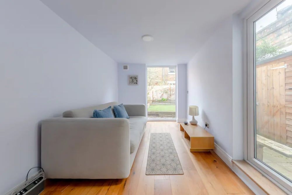 Tranquil 1 Bedroom Flat in Peckham Basic Apartment, 1 King Bed 9