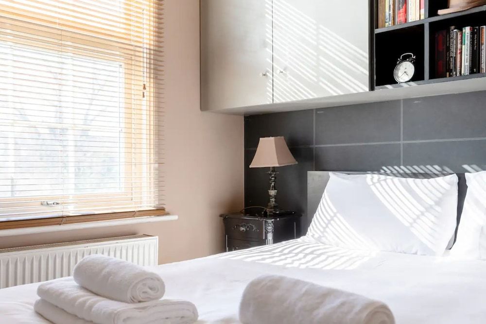 undefined Vintage Inspired Flat in Stoke Newington 8