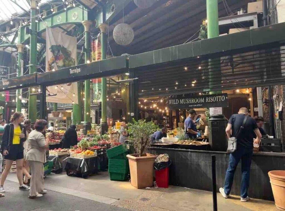 undefined Charming 2-bed Apartment in London 7