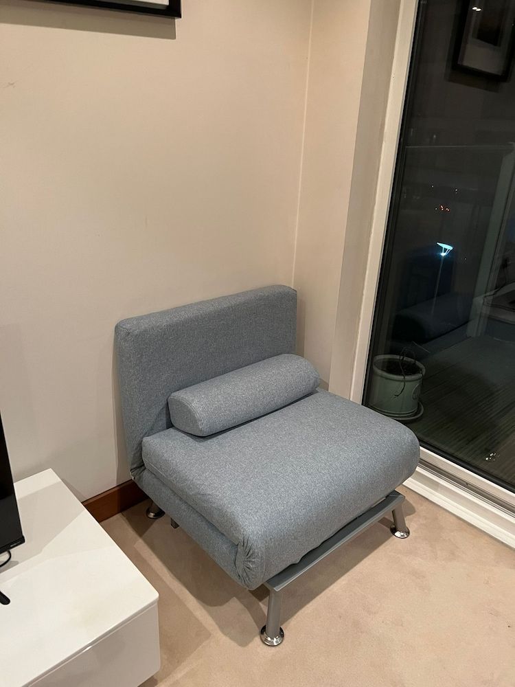 undefined Londwell - Luxury Chelsea Apartment With Balcony 9