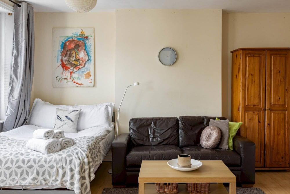 undefined Charleville Road Studio Apartment 8