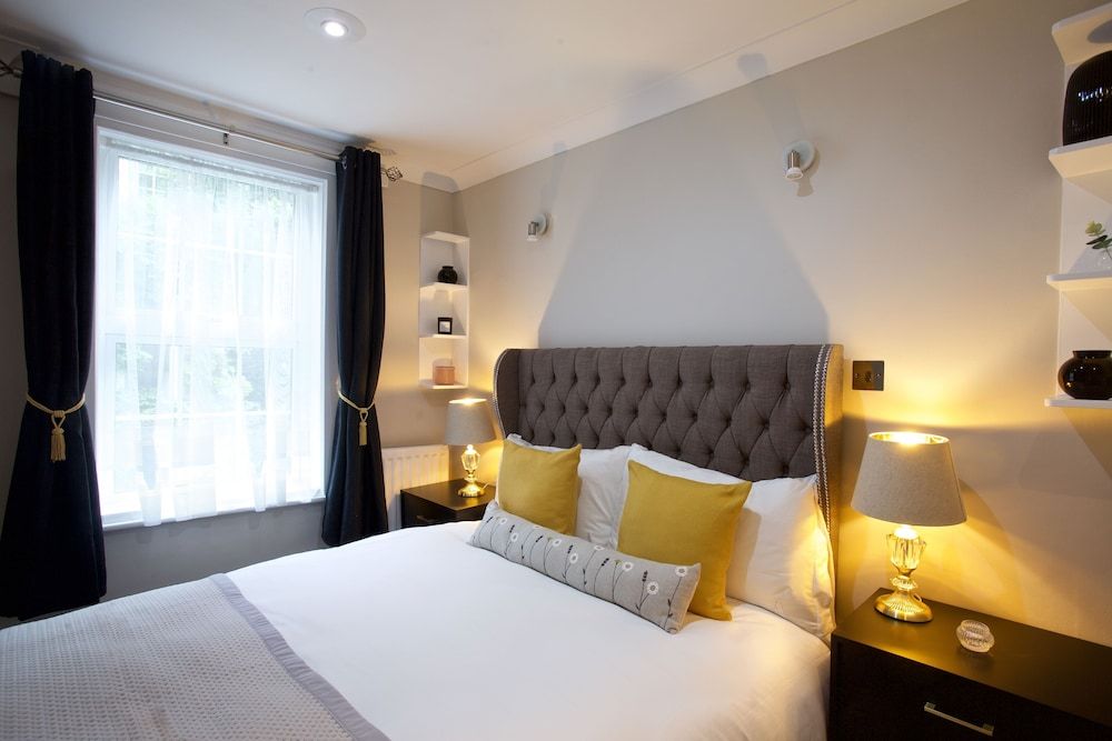 Premier Apartment