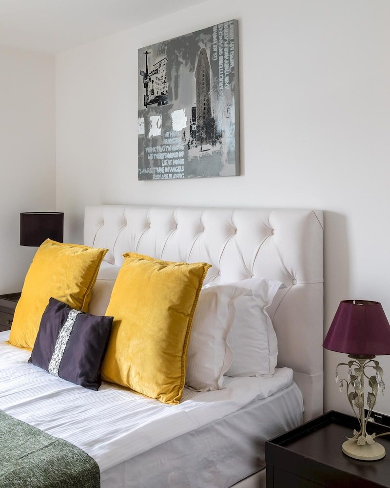 undefined Picktheplace Imperial Wharf 2bed Apartment 8