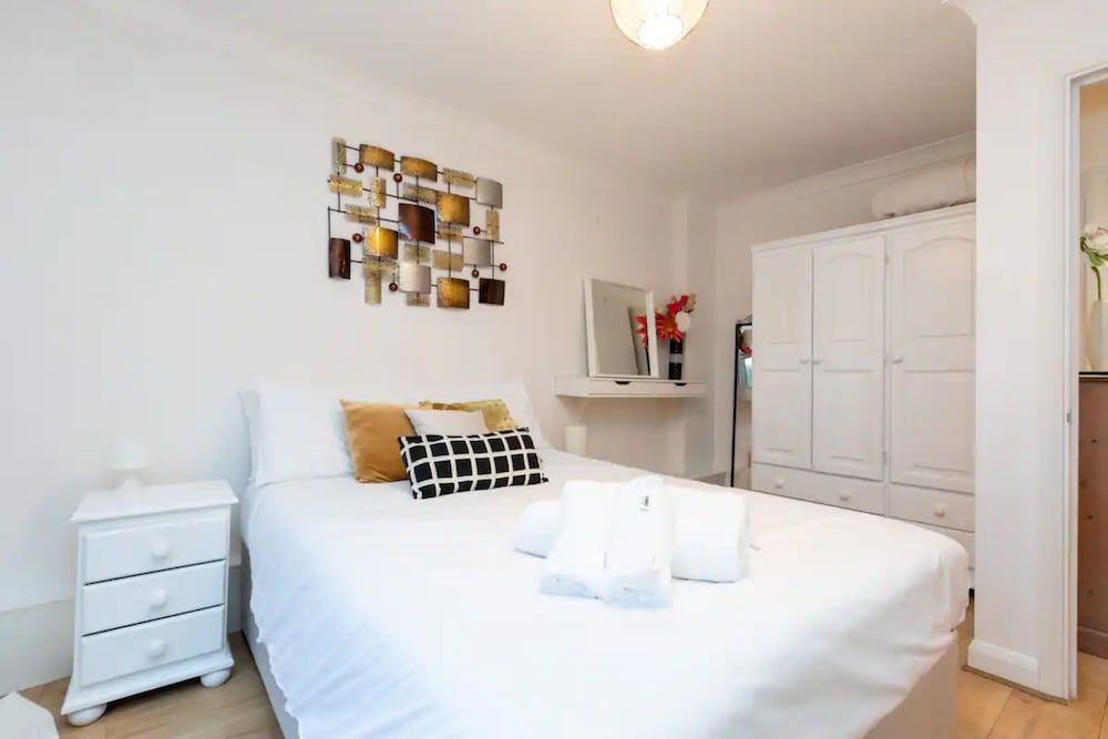undefined Cosy & Charming 2BD Flat Near Essex Road 7