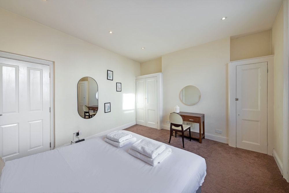undefined Stayo Leicester Square 2