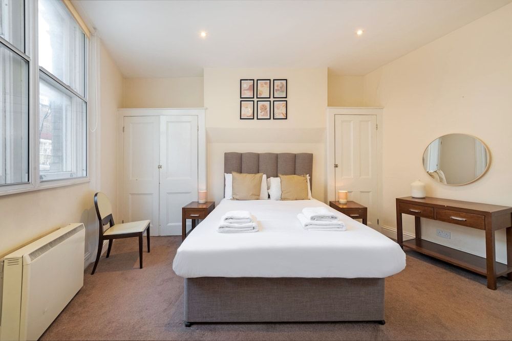 undefined Stayo Leicester Square 6
