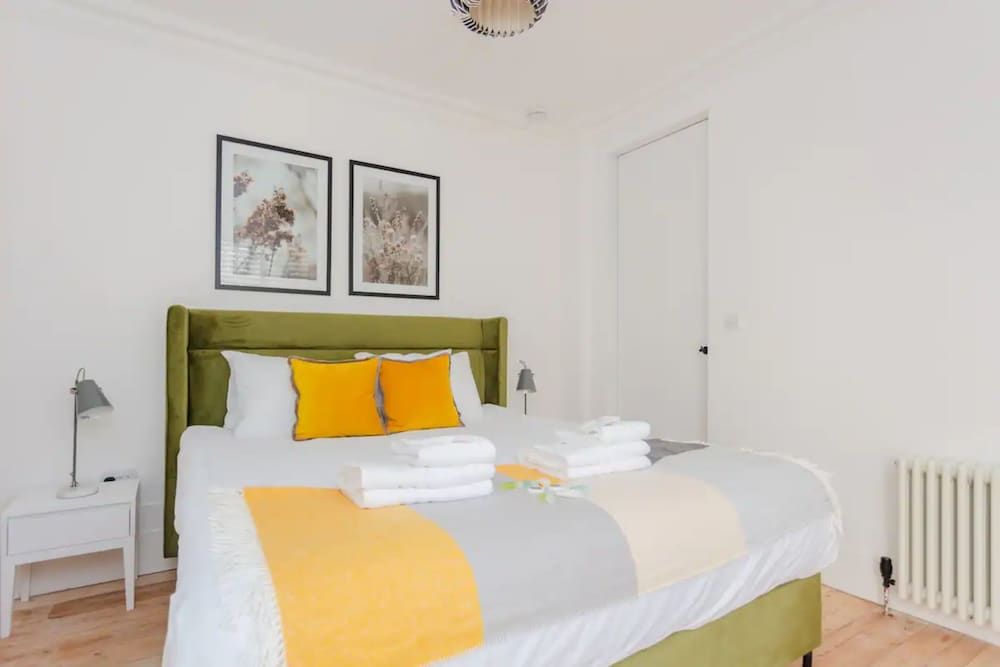 undefined Luxury 2 Bedroom Garden Flat - Hackney 10