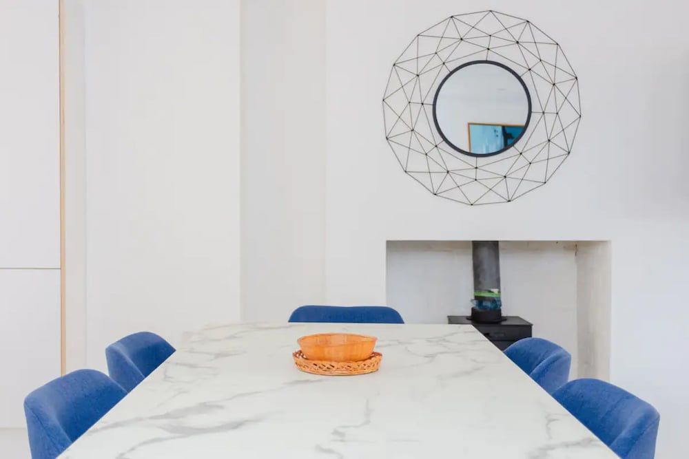 undefined Luxury 2 Bedroom Garden Flat - Hackney 4