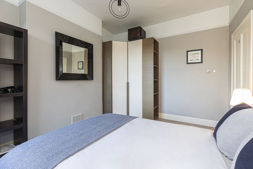 undefined JOIVY Deluxe 2bed apartment with terrace 8