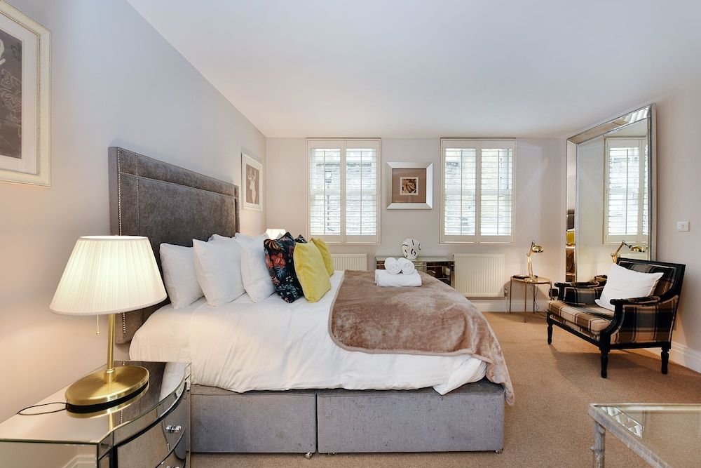 undefined London Choice - South Kensington Mews II 4