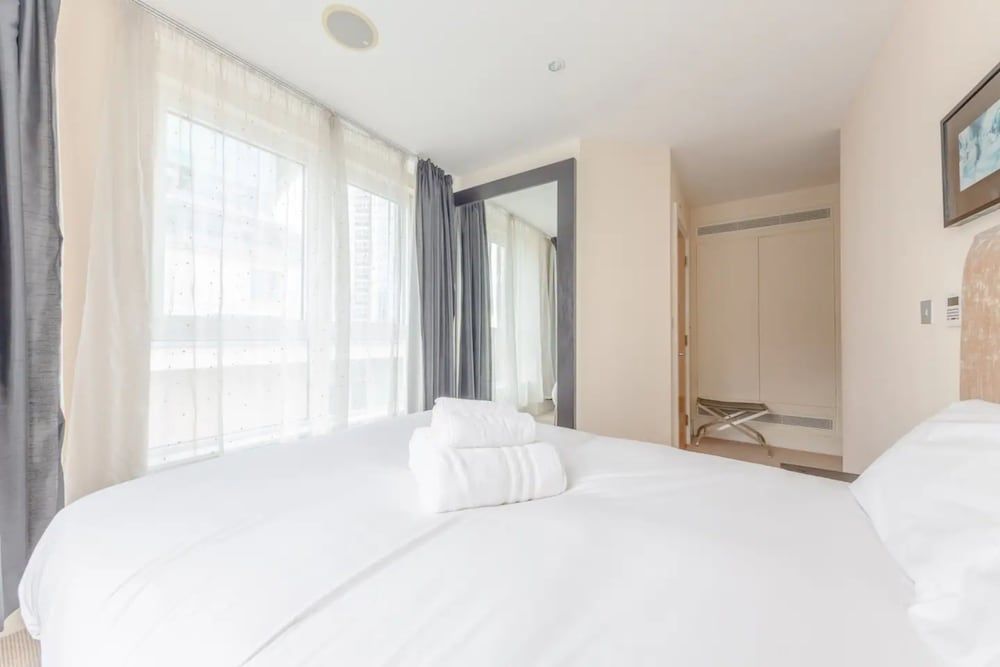 undefined Gorgeous 3 Bedroom Flat in Vauxhall With City Views 10