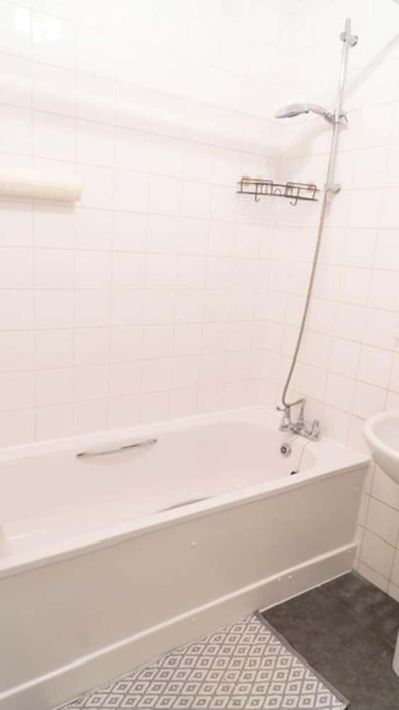 undefined 1 Bed - Sleeps 2 - 7 min Walk to Hackney Station 8