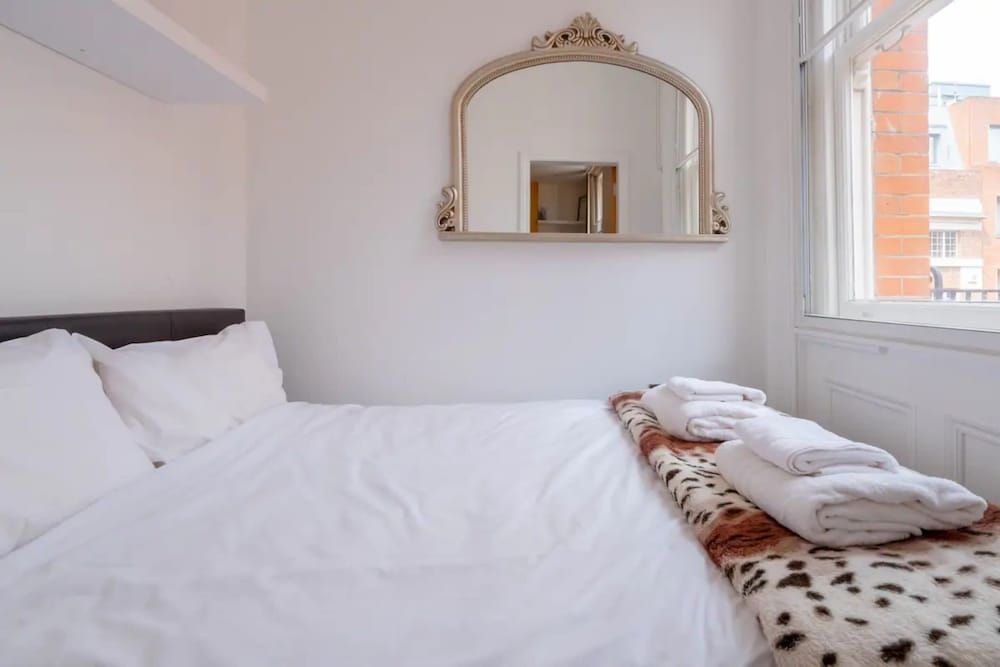 undefined Central & Cosy 1BD Flat - Soho 7
