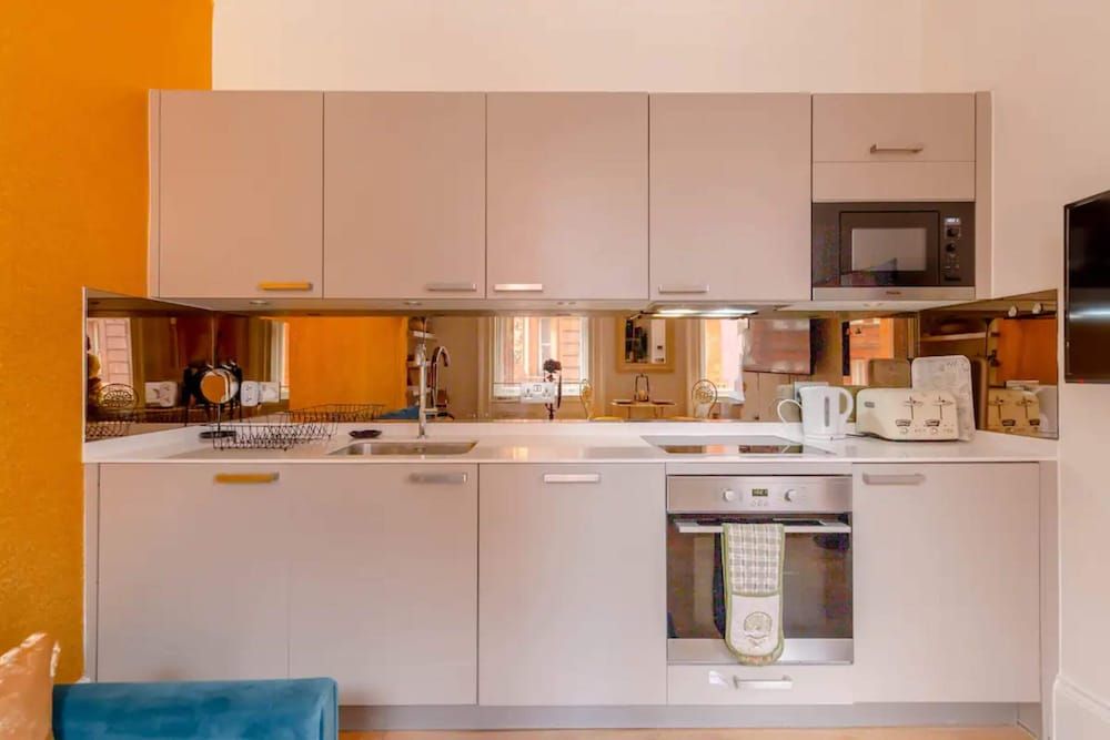 undefined Central & Cosy 1BD Flat - Soho 10