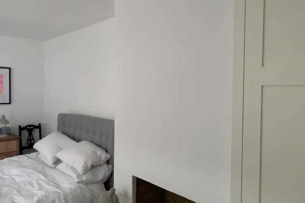 undefined Serene 1BD Flat in Putney 3