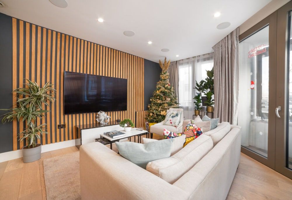 undefined Stunning Modern Apartment Close to Hyde Park by Underthedoormat 10