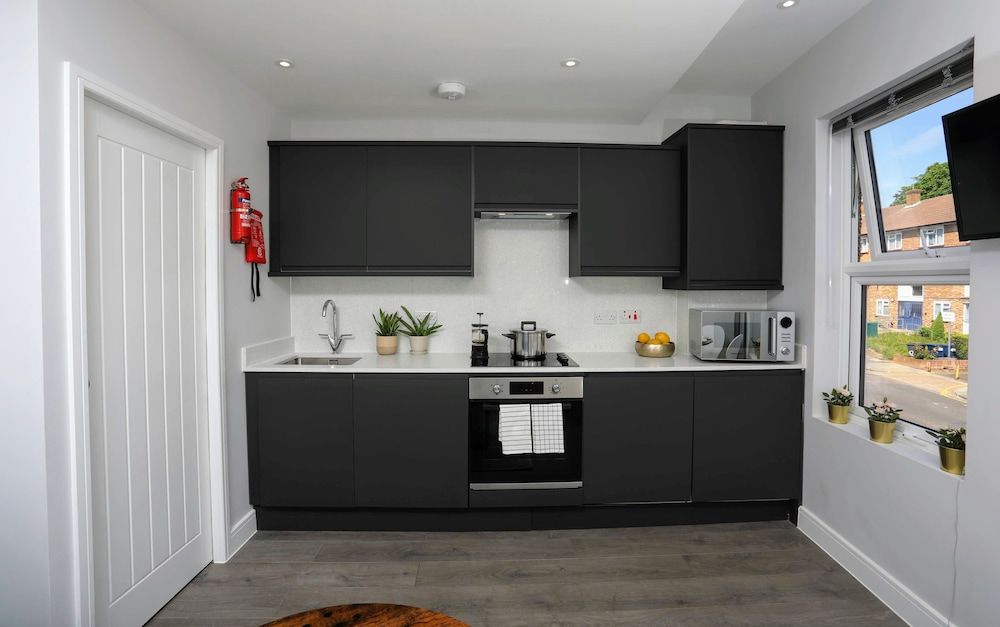 Stanhope Road Apartments Business Apartment 15