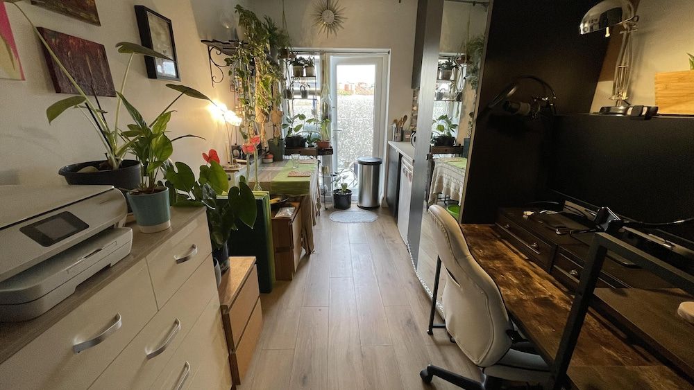 undefined Large 1-bed Studio in London Well Equipped 7