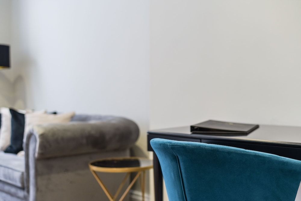 Avari Apartments - Hatton Collection Deluxe Apartment 34