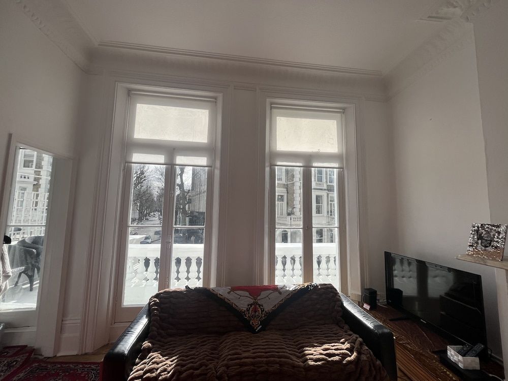 undefined Immaculate 1-bed Apartment in London 9