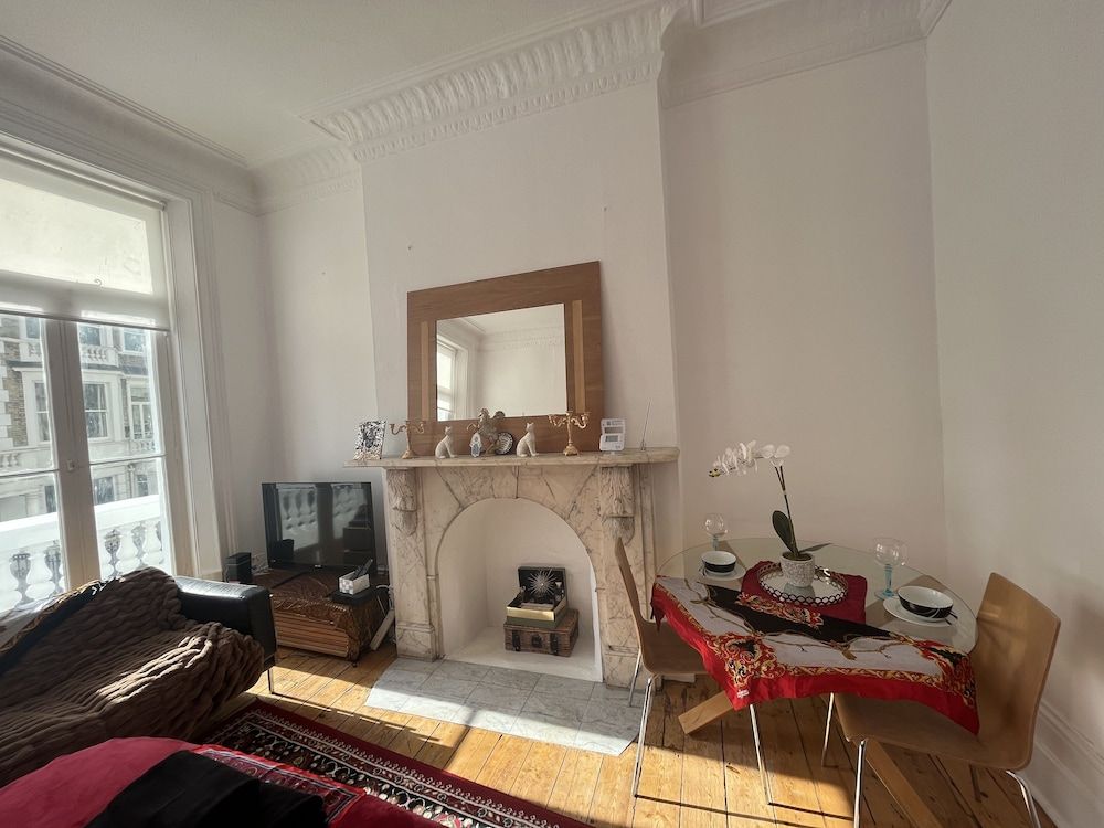 Immaculate 1-bed Apartment in London Apartment 9
