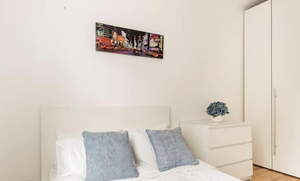 undefined Charming 1-bed Apartment in London 6