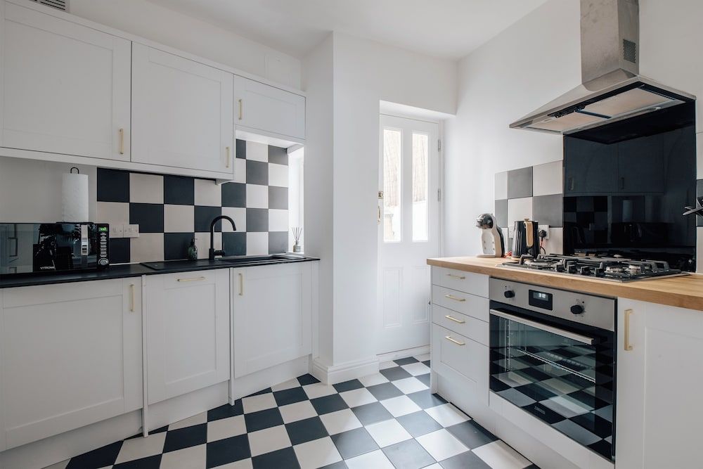 undefined Chic 1 Bed Flat Zone 2 Hampstead Swiss Cottage 7