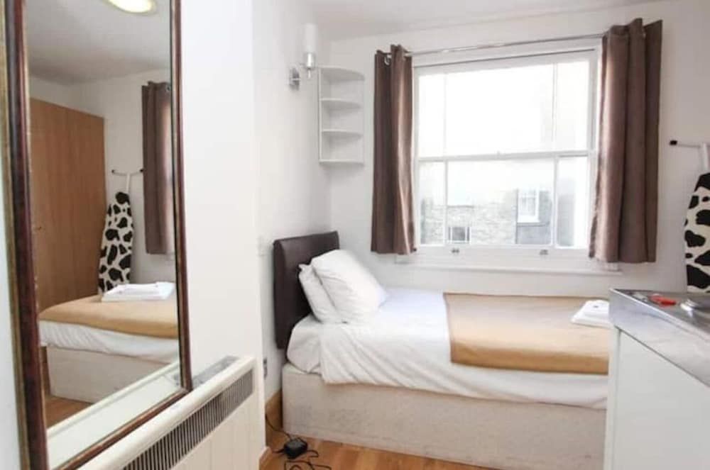 undefined 80 Inverness Terrace 6