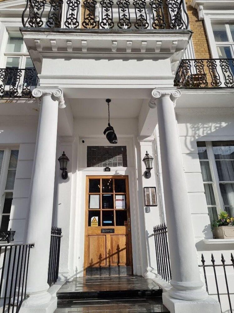 undefined 80 Inverness Terrace 3