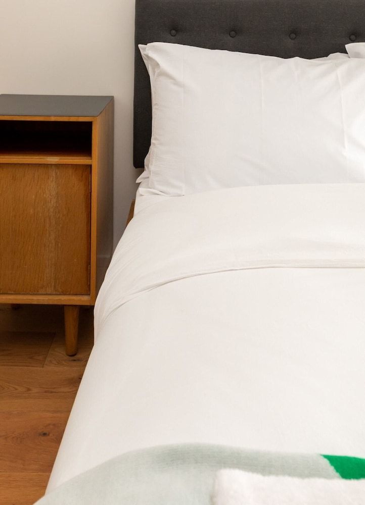 undefined Central and Bright 1 Bedroom Flat - Peckham 5