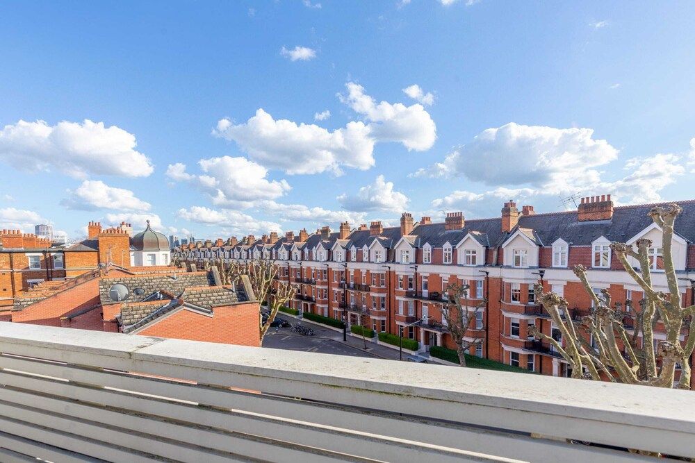 Airy & Modern 1BD Flat in Maida Vale Basic Apartment, 1 King Bed 20