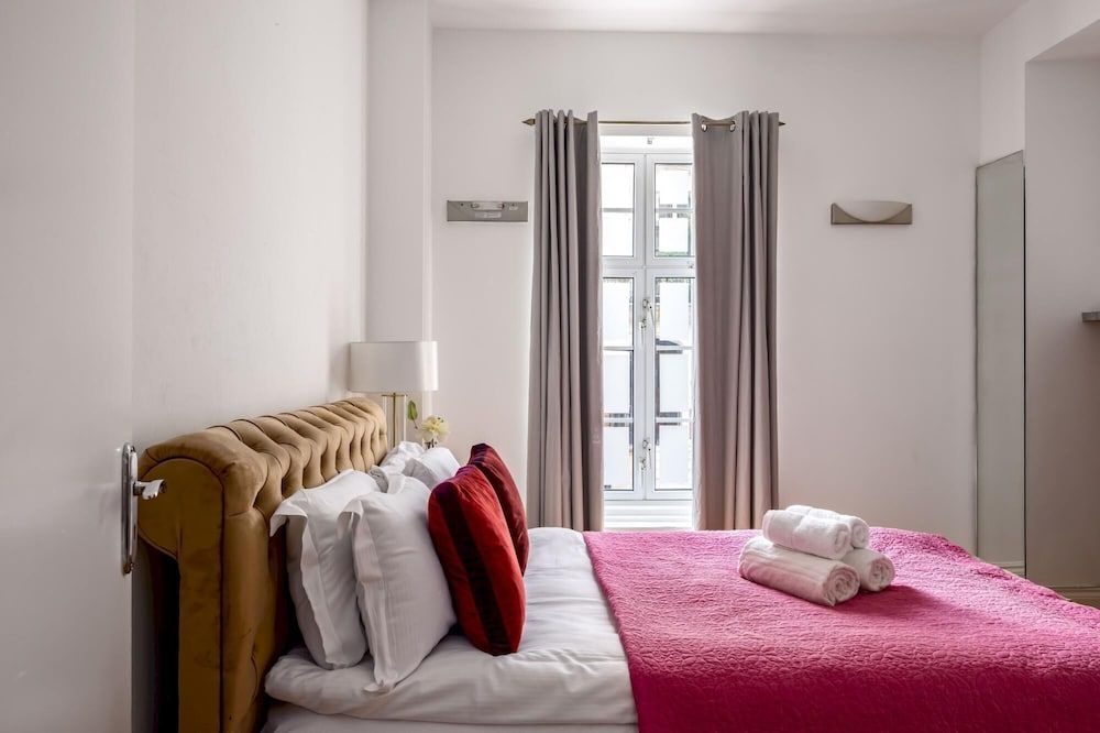 undefined Mayfair Park Lane Lux 2-bedroom Apartment 6