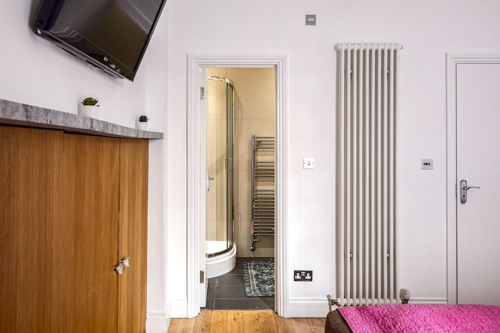 undefined Mayfair Park Lane Lux 2-bedroom Apartment 7