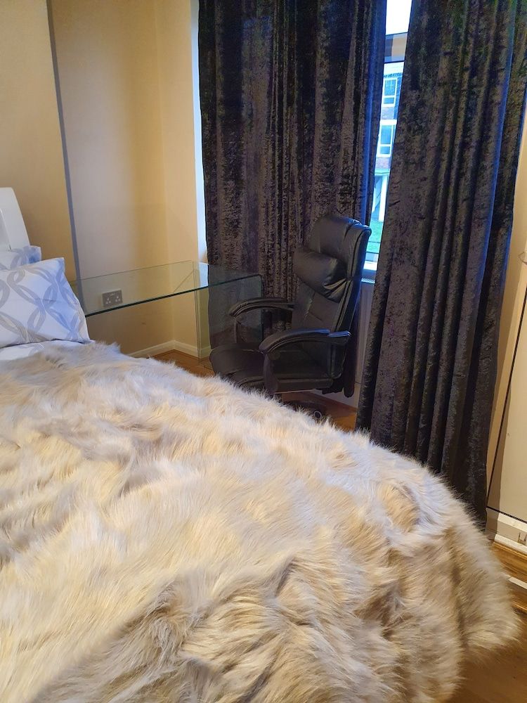 undefined Umbrella Properties Woolwich London 6