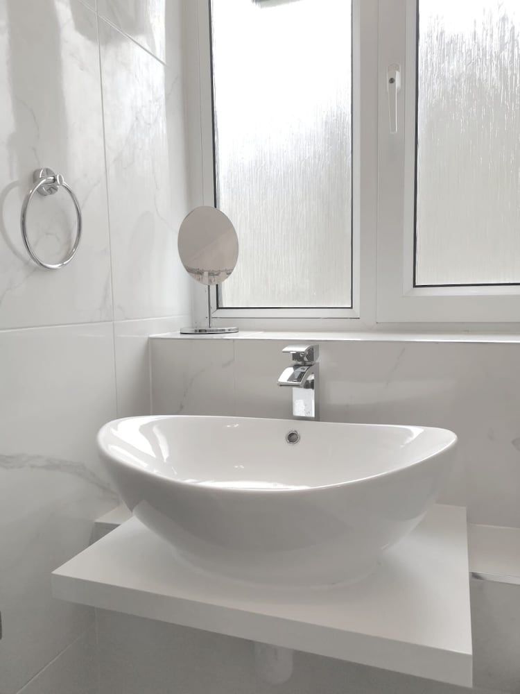 Umbrella Properties Woolwich London Business Apartment 15