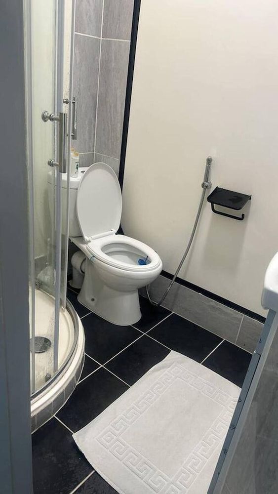 Remarkable 1-bed Studio in London Studio 9