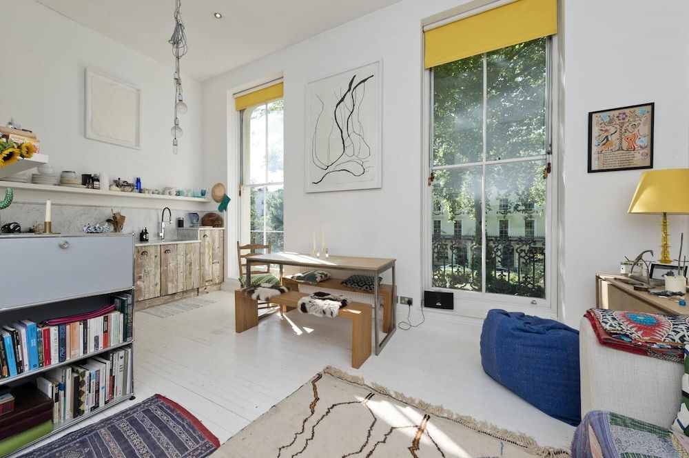 undefined Fantastic 1 bed Property With Private Balcony 8