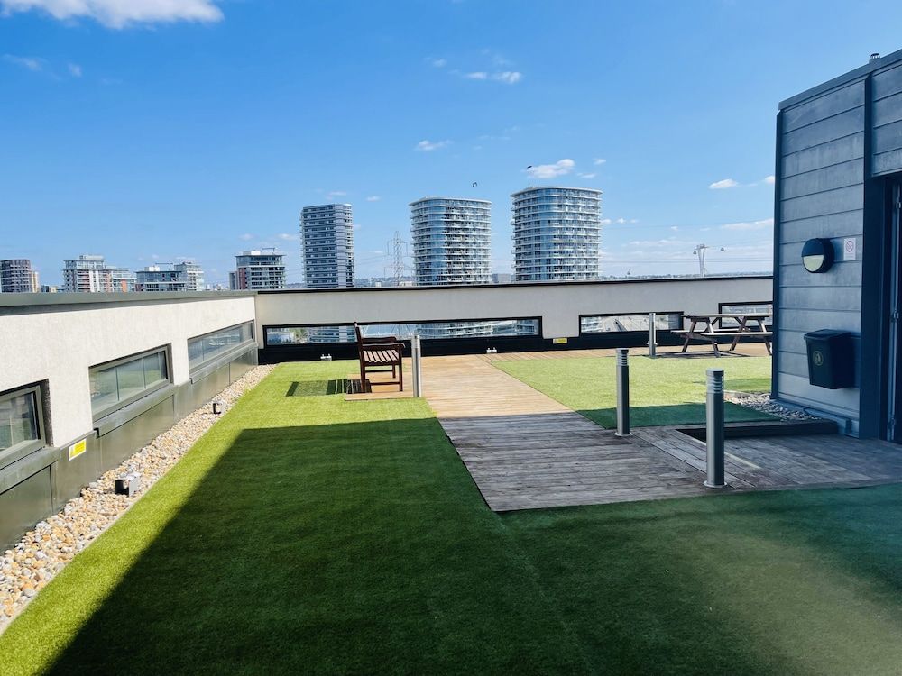 undefined Penthouse 5