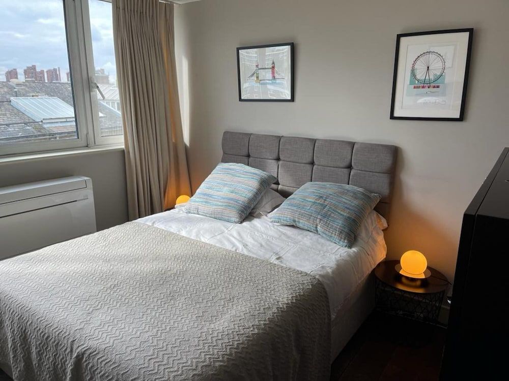 Luxury 4 Bedroom Penthouse in Beautiful Battersea Apartment 19