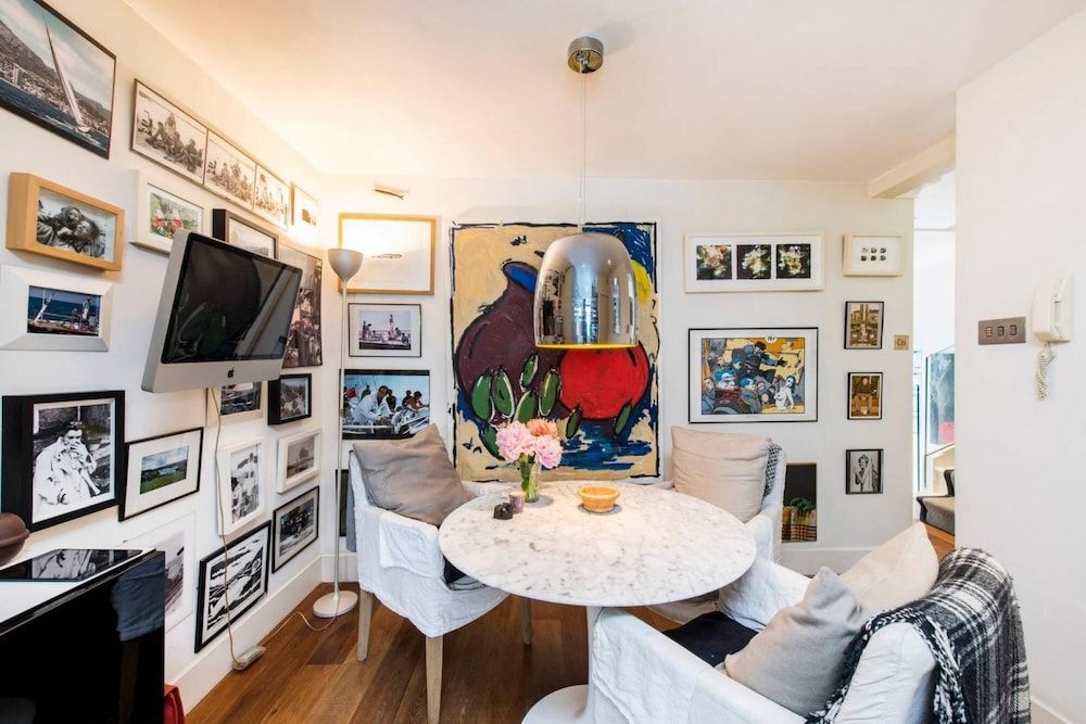undefined Unique 2bed Flat Portobello Road 3