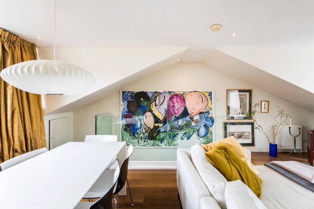 undefined Unique 2bed Flat Portobello Road 2