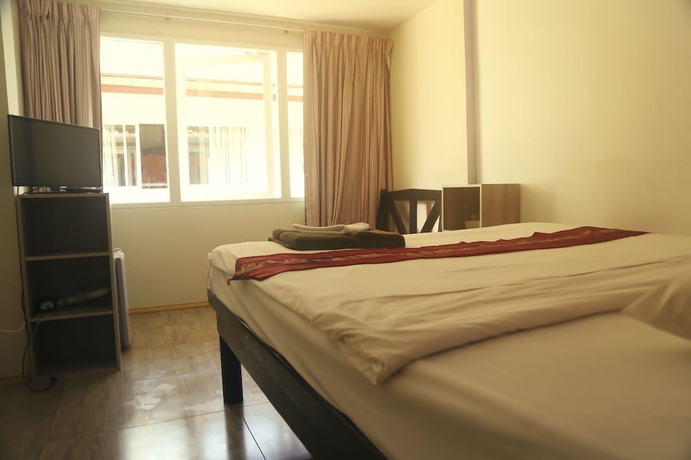 Boondaree Home Resort Superior Room 4