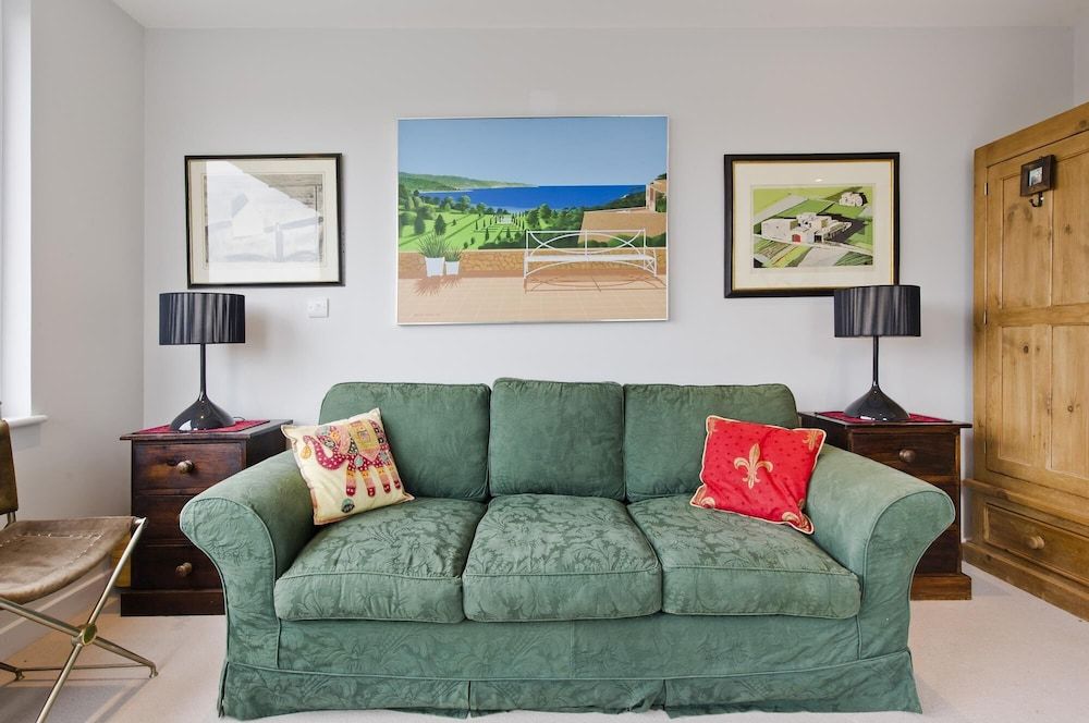 undefined Fabulous 2 bed Penthouse Wimbledon 9