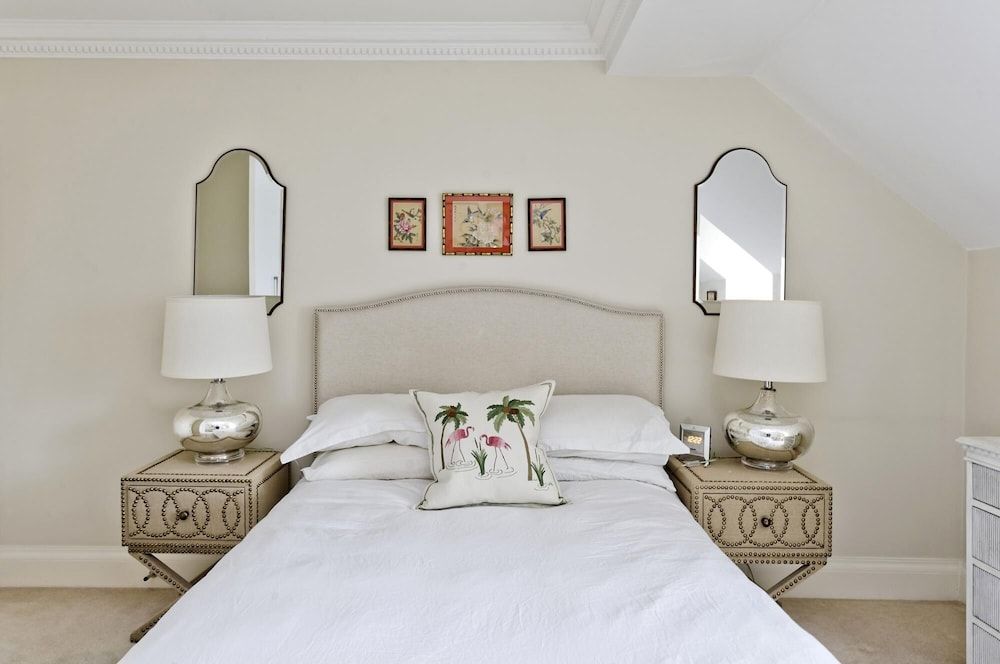 undefined Delightful Spacious 2 Bed Earl s Court Apartment