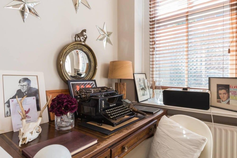 Stylish 1bed w Roof Terrace Apartment 16